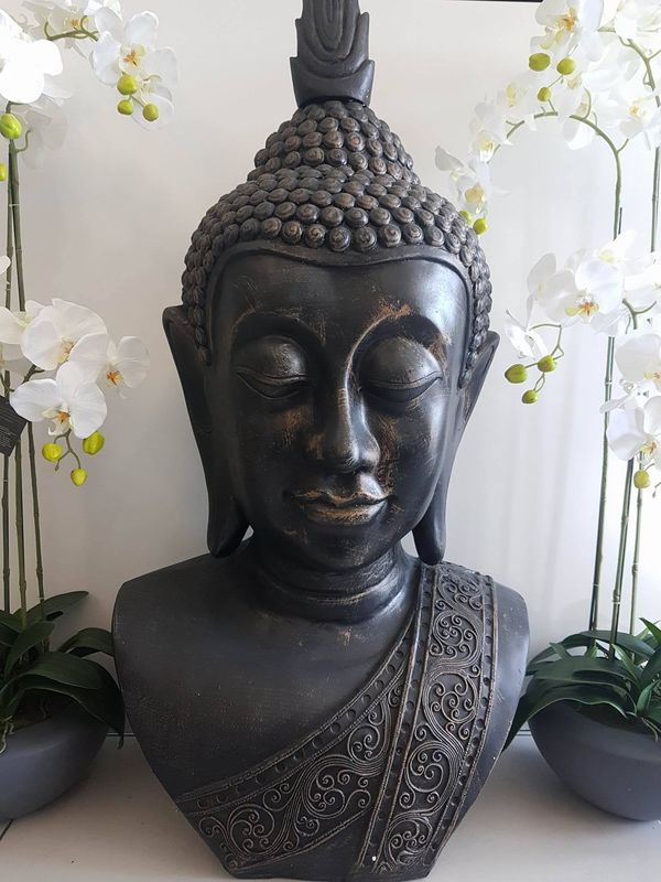 Tête de Bouddha, couleur noire, h13cm.