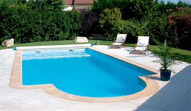 piscine coque polyester modele CORAIL Modèle  indisponible